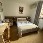 La Passiflore Hotel