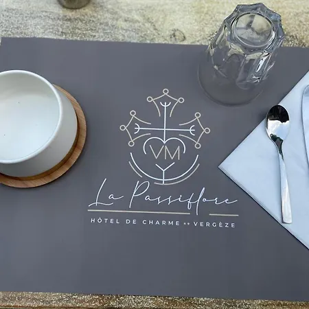 Hotel La Passiflore Vergèze