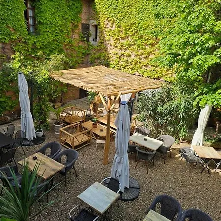 La Passiflore Hotel